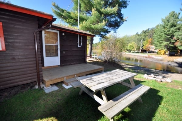 French River Lodge - Ontario Fishing Lodges | Wolseley Lodge